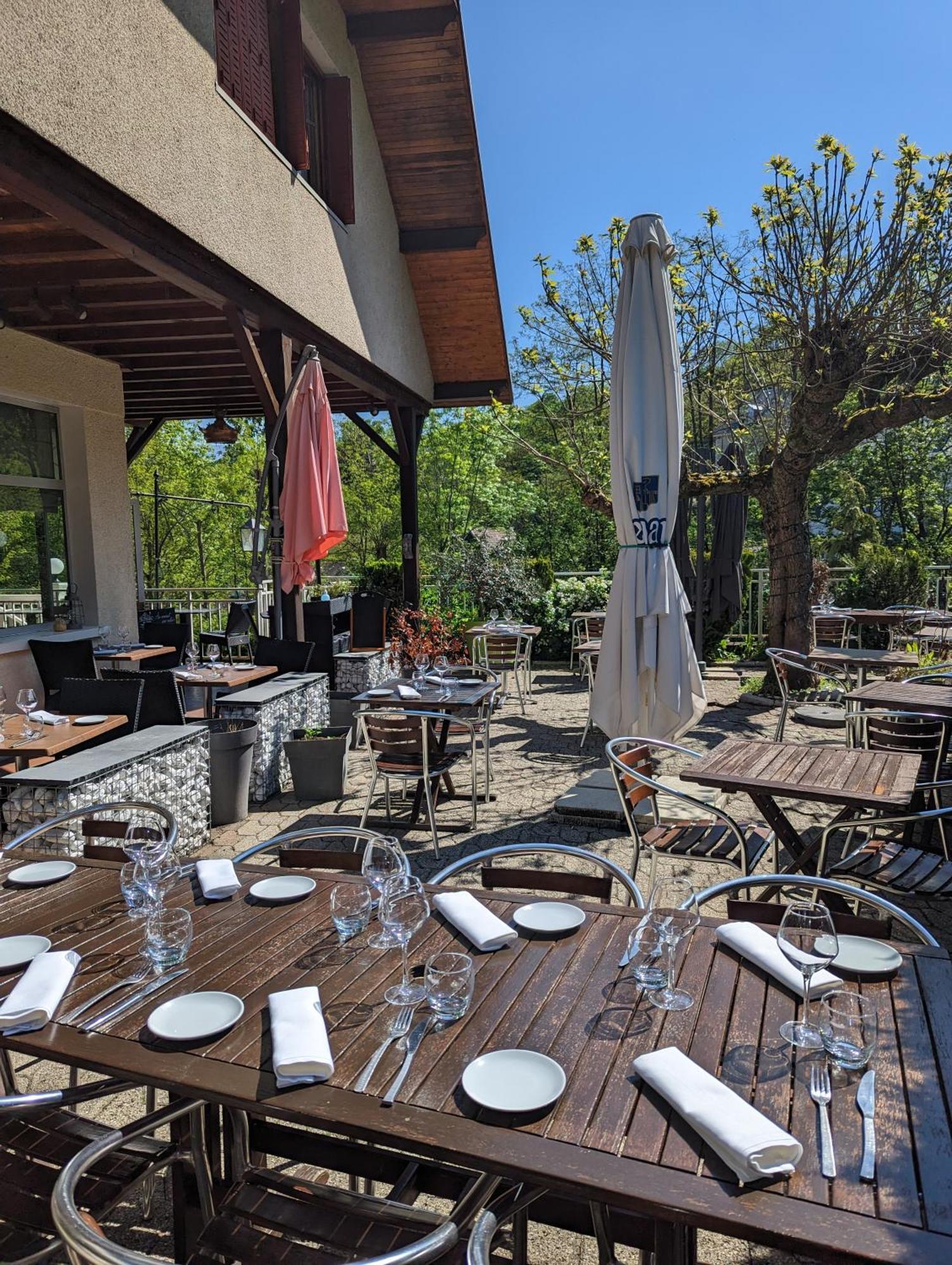 Hotel Spa & Restaurant O Pervenches Chambéry Exterior foto